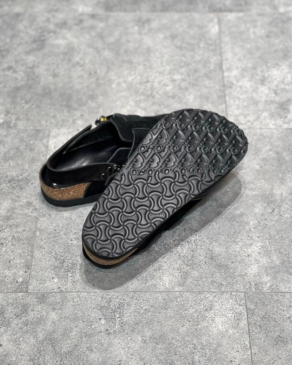 DIO Sandal