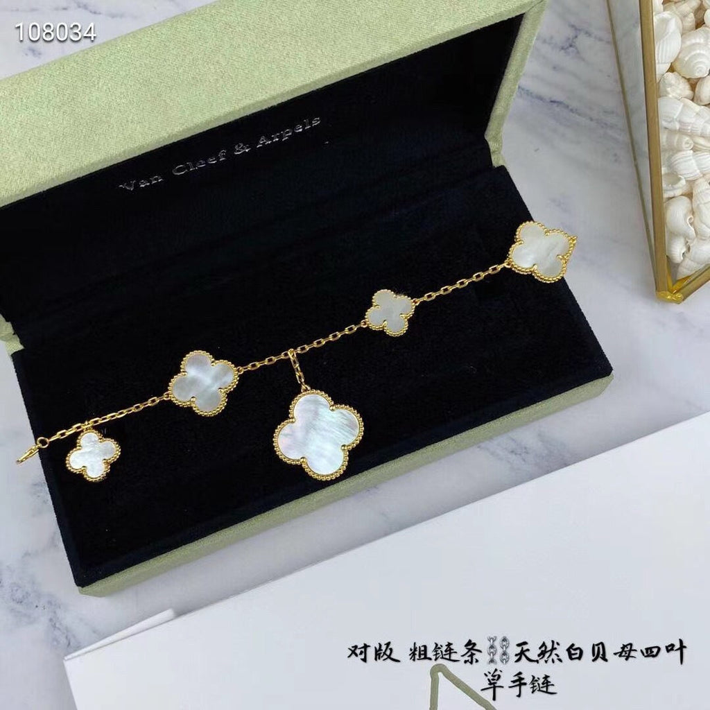 VCA Bracelet