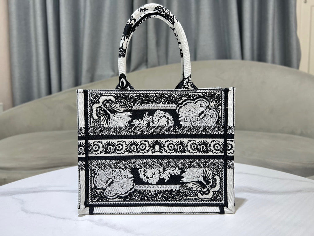 DIO Book Tote (26.5cm)