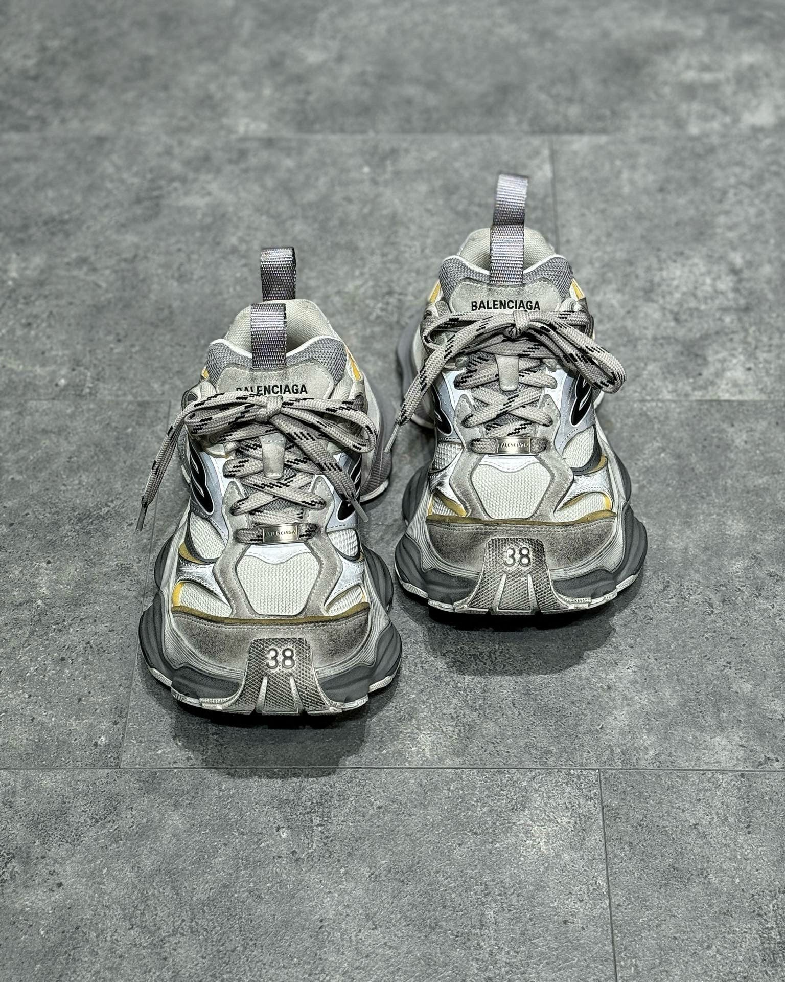 BLCG Sneakers
