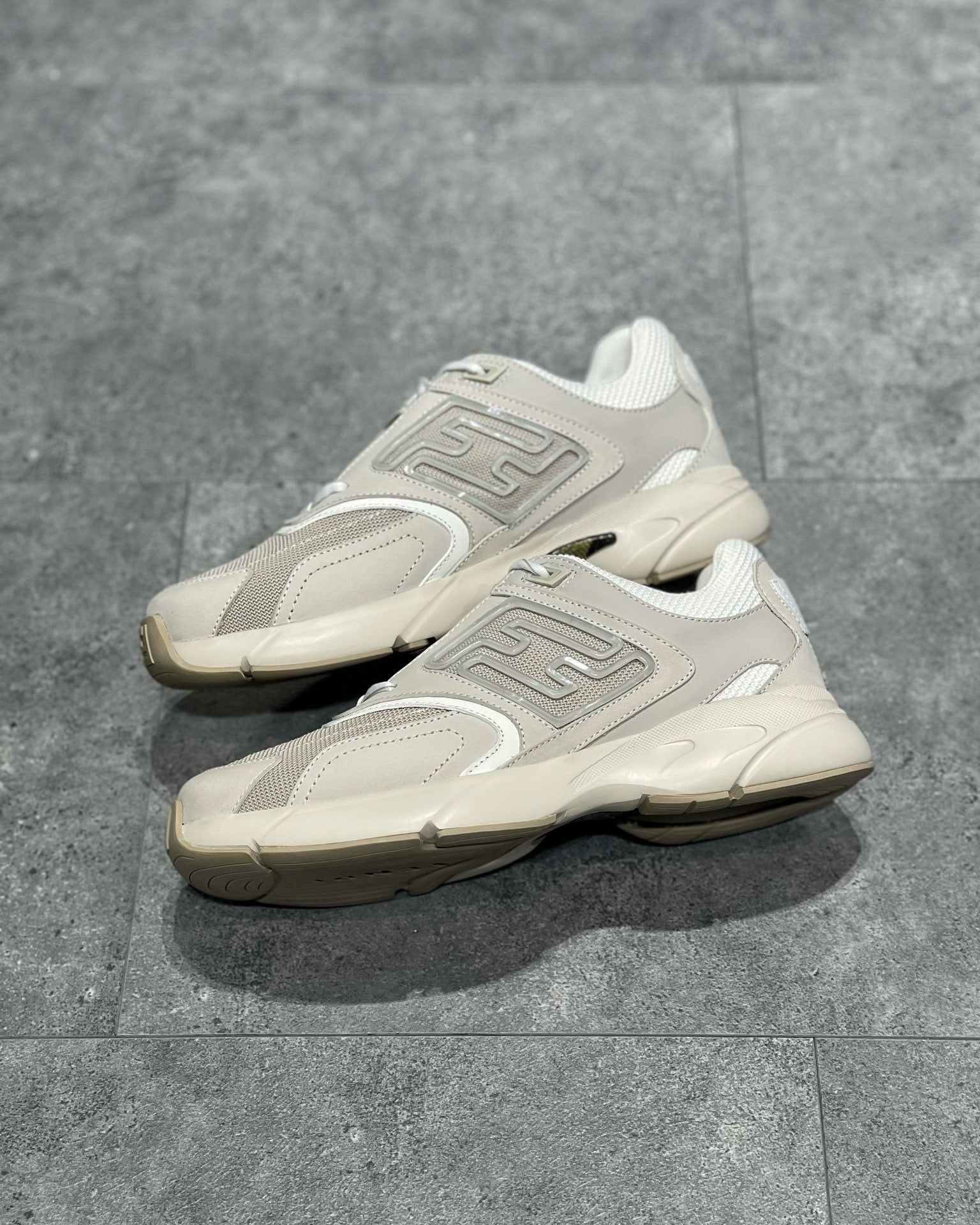 FEN Sneakers