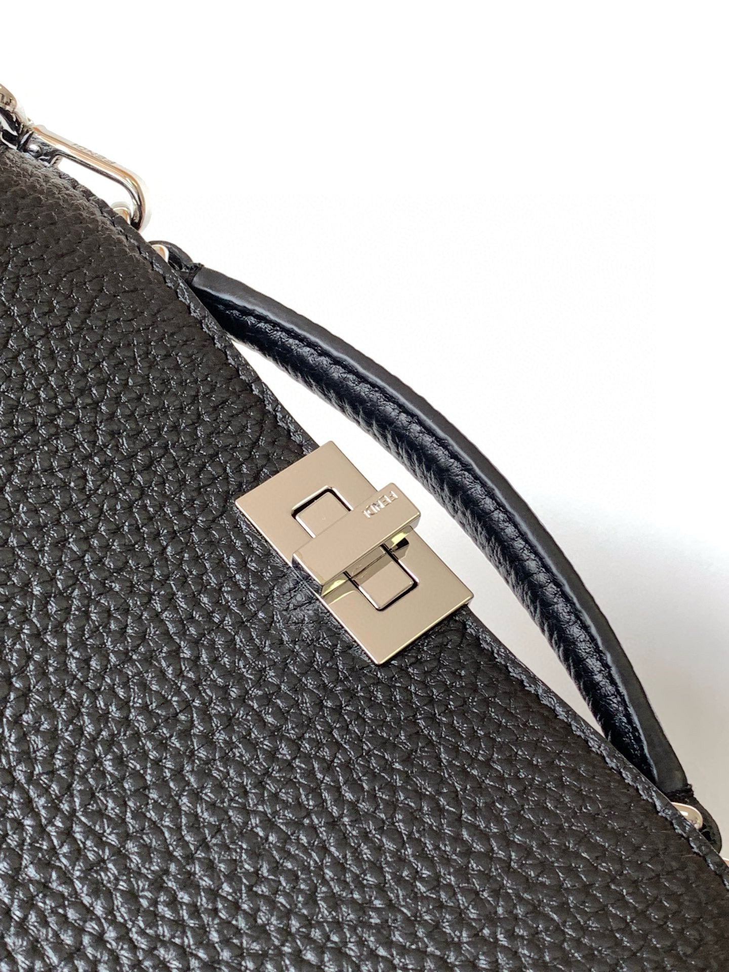 FEN PEEKABOO 21*6*14