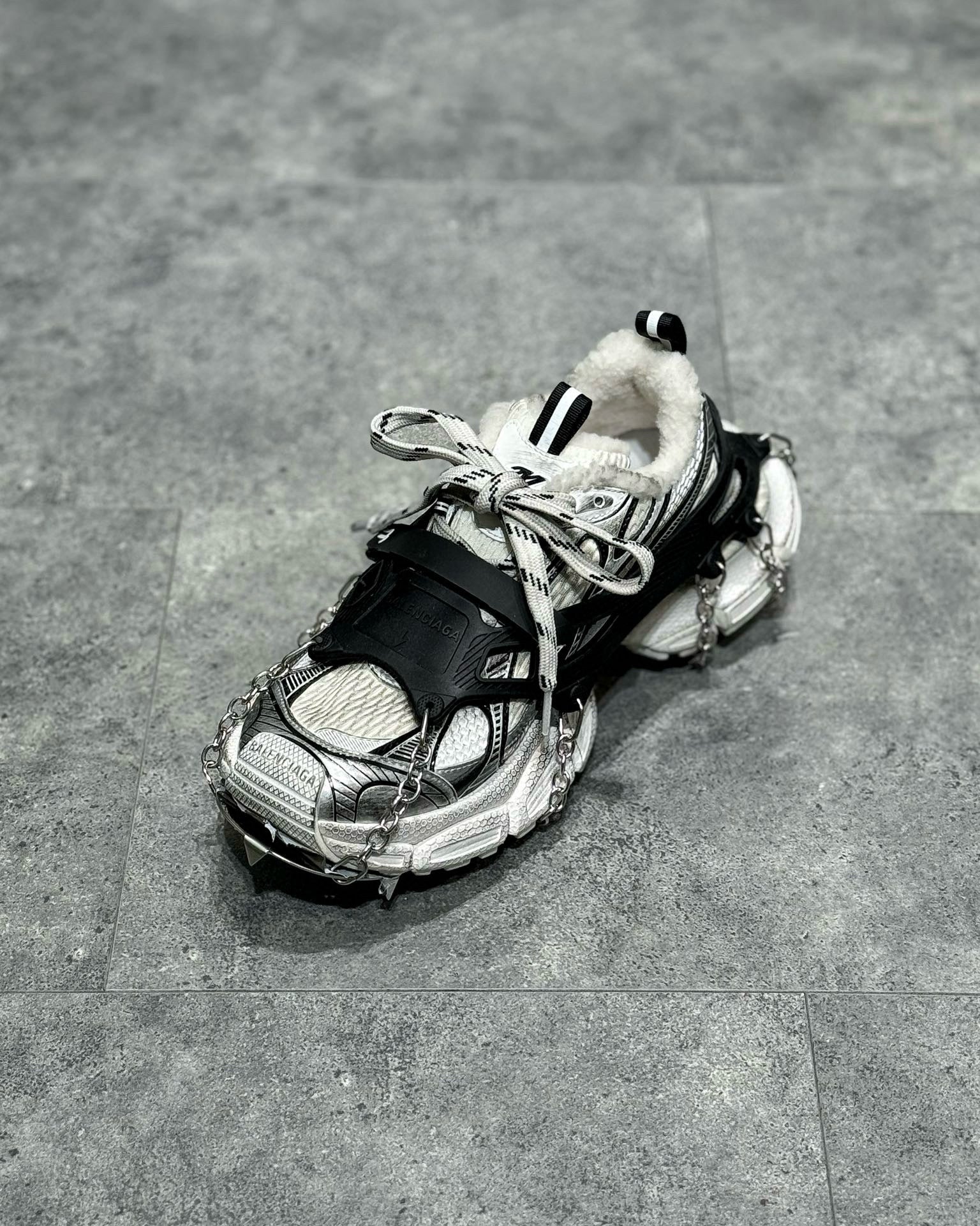 BLCG Sneakers