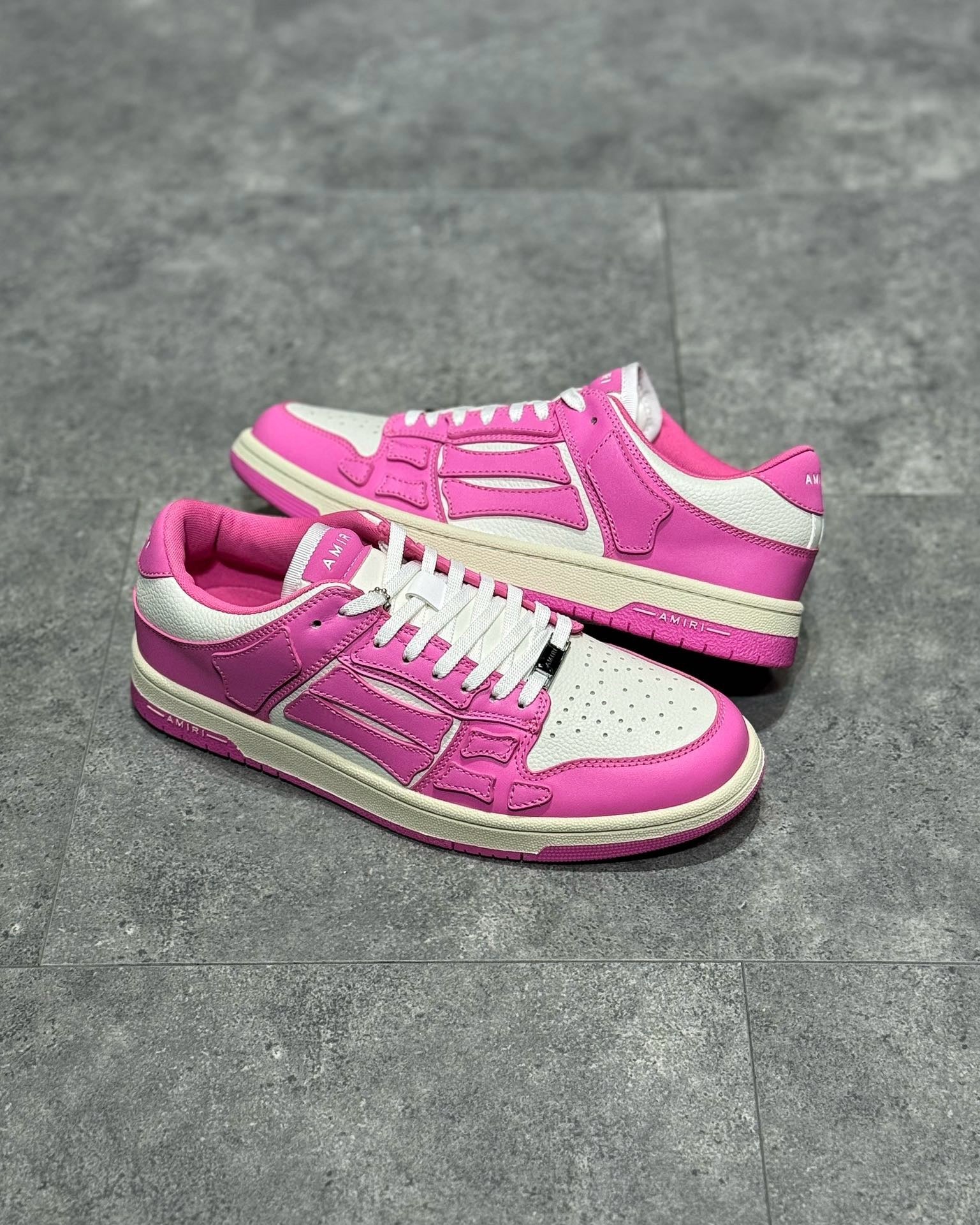 AMR Sneakers