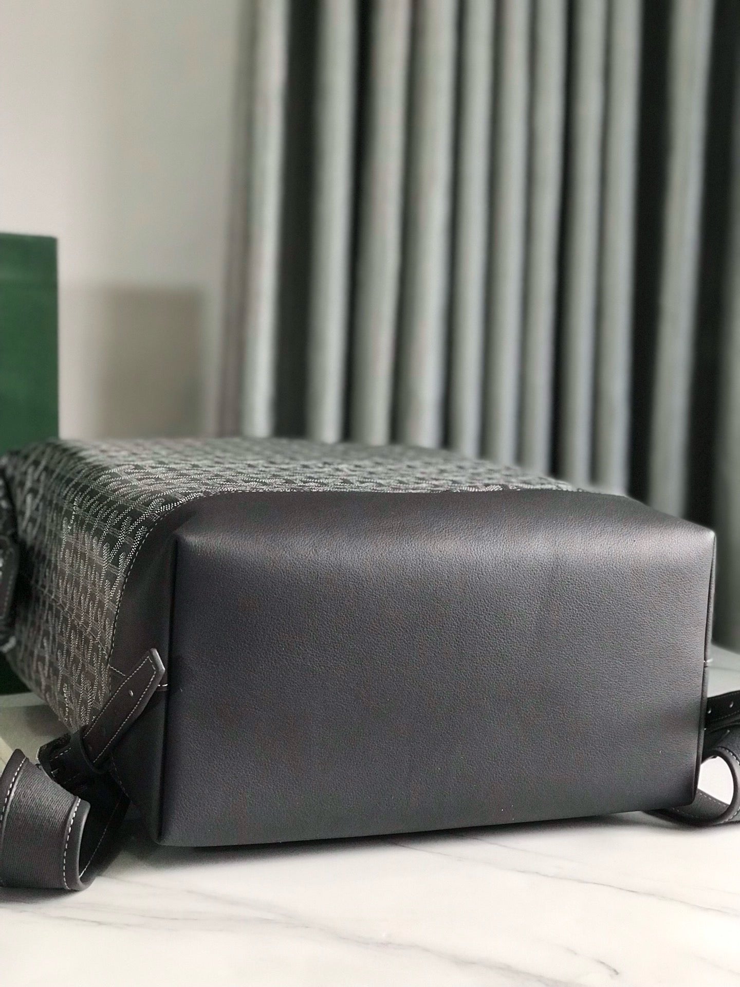 GOY Backpack 33cm
