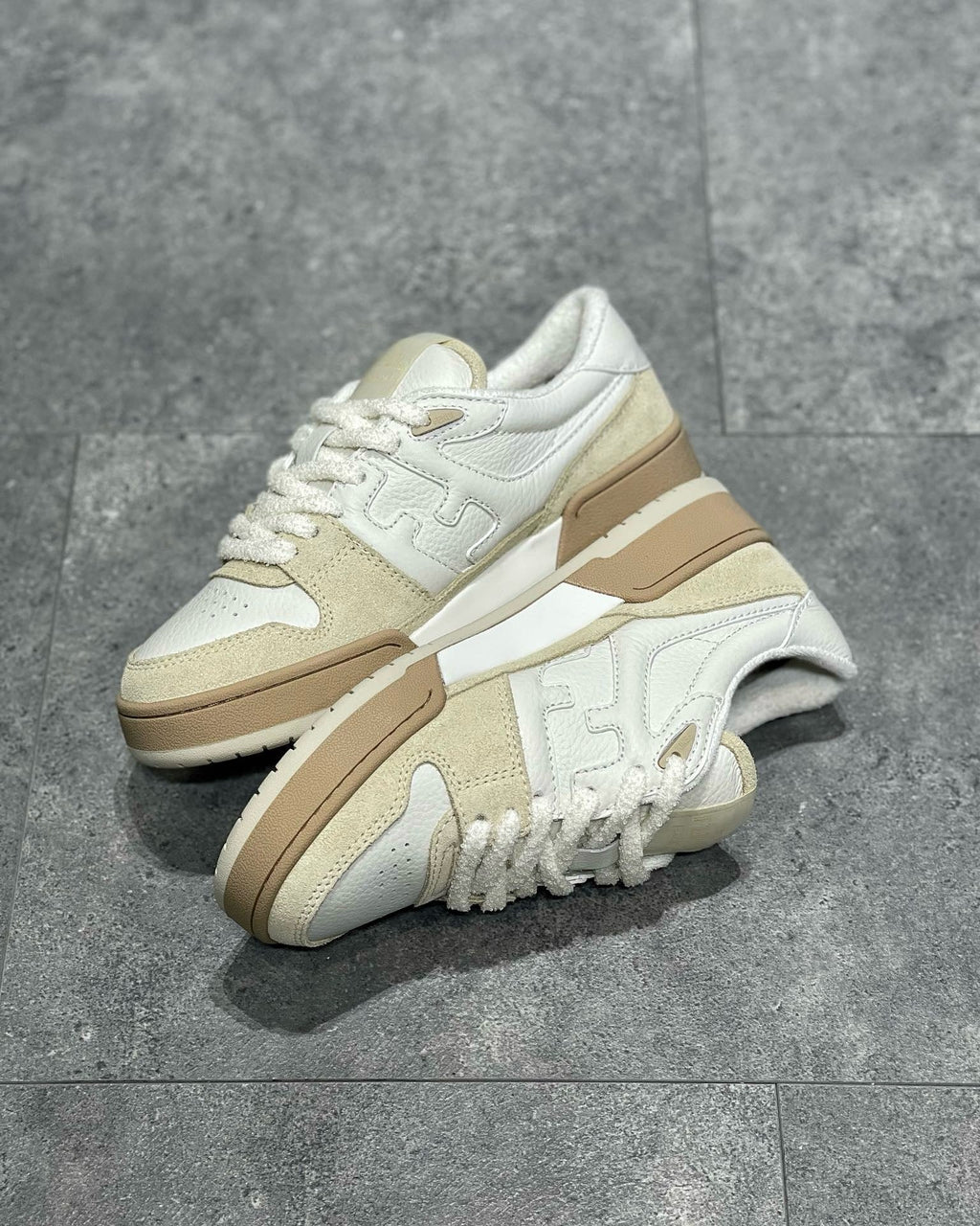 FEN Sneakers