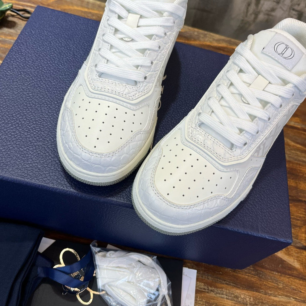 DIO Sneakers