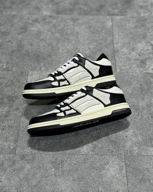 AMR Sneakers