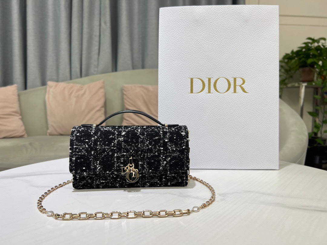 DIO Lady Top Handle Pouch (21cm)