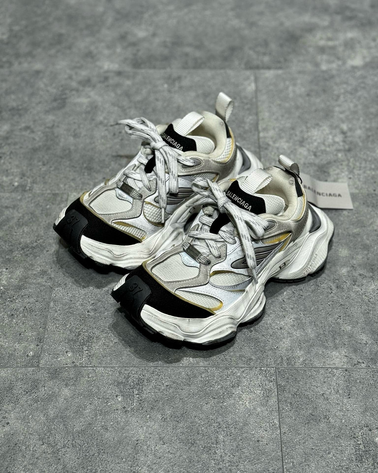 BLCG Sneakers