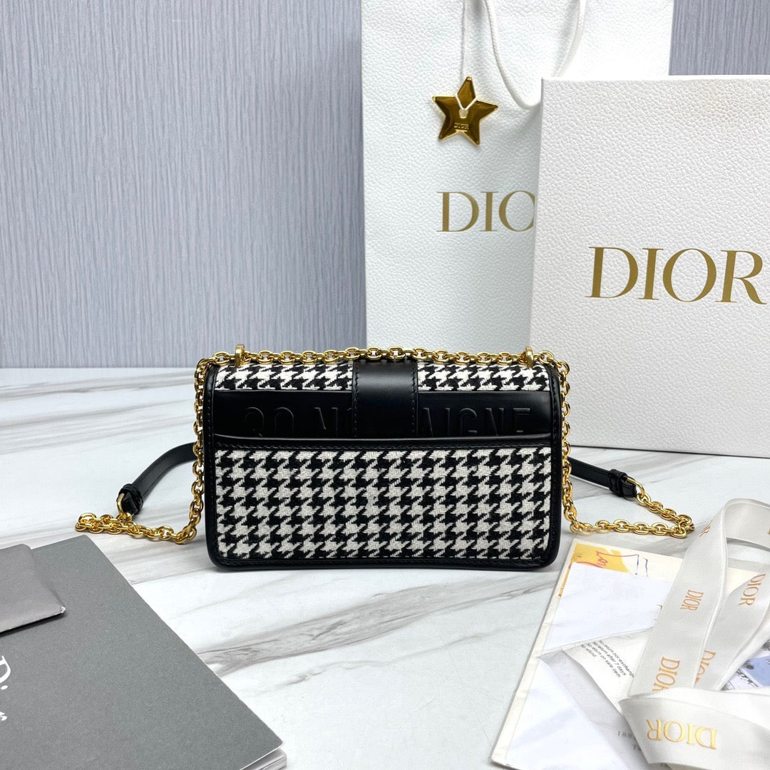 DIO 30 Montaigne (21cm)