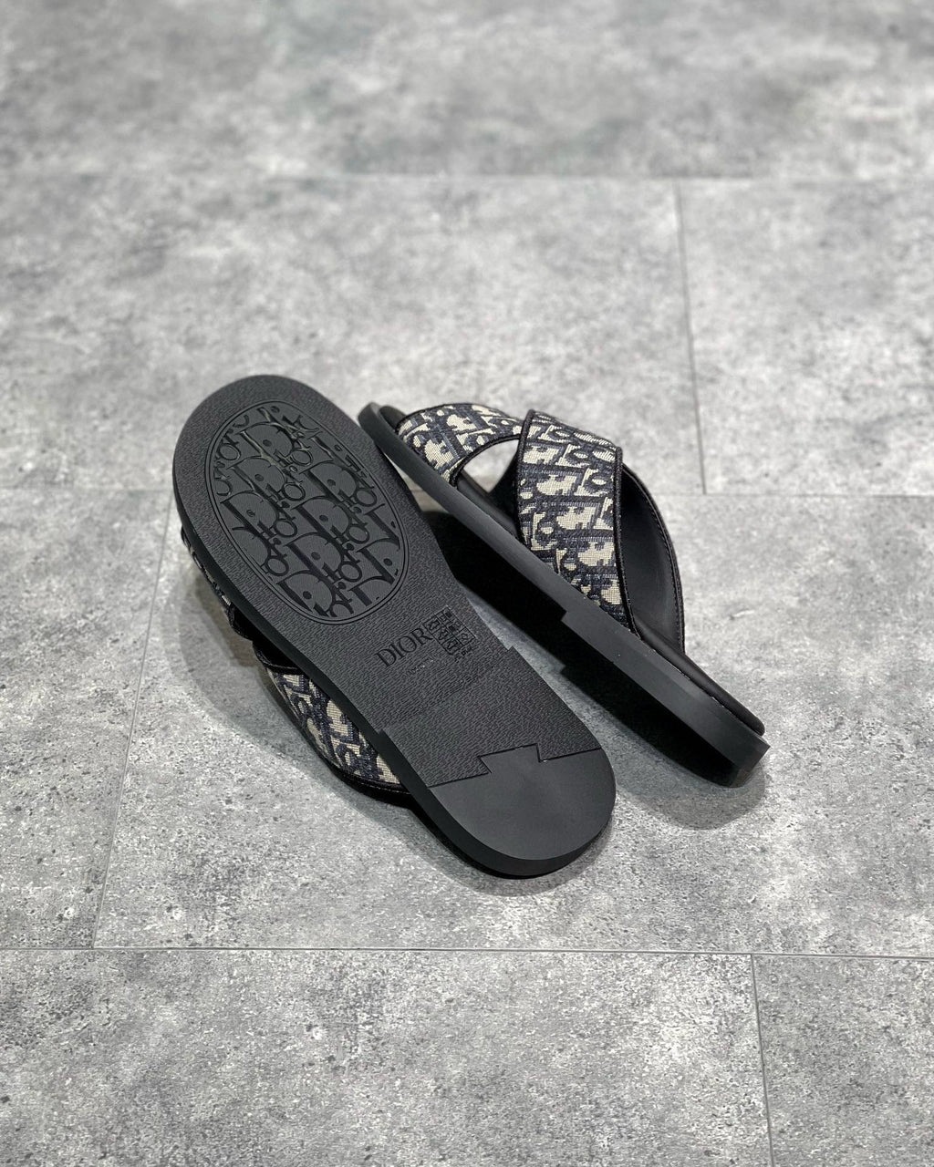 CD SANDALS