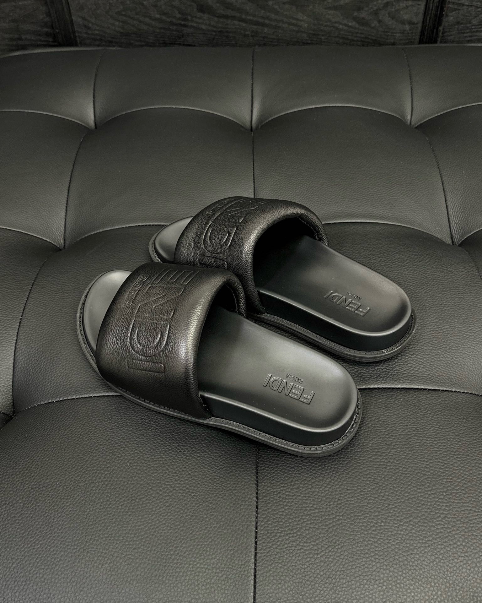 FEN Sandals