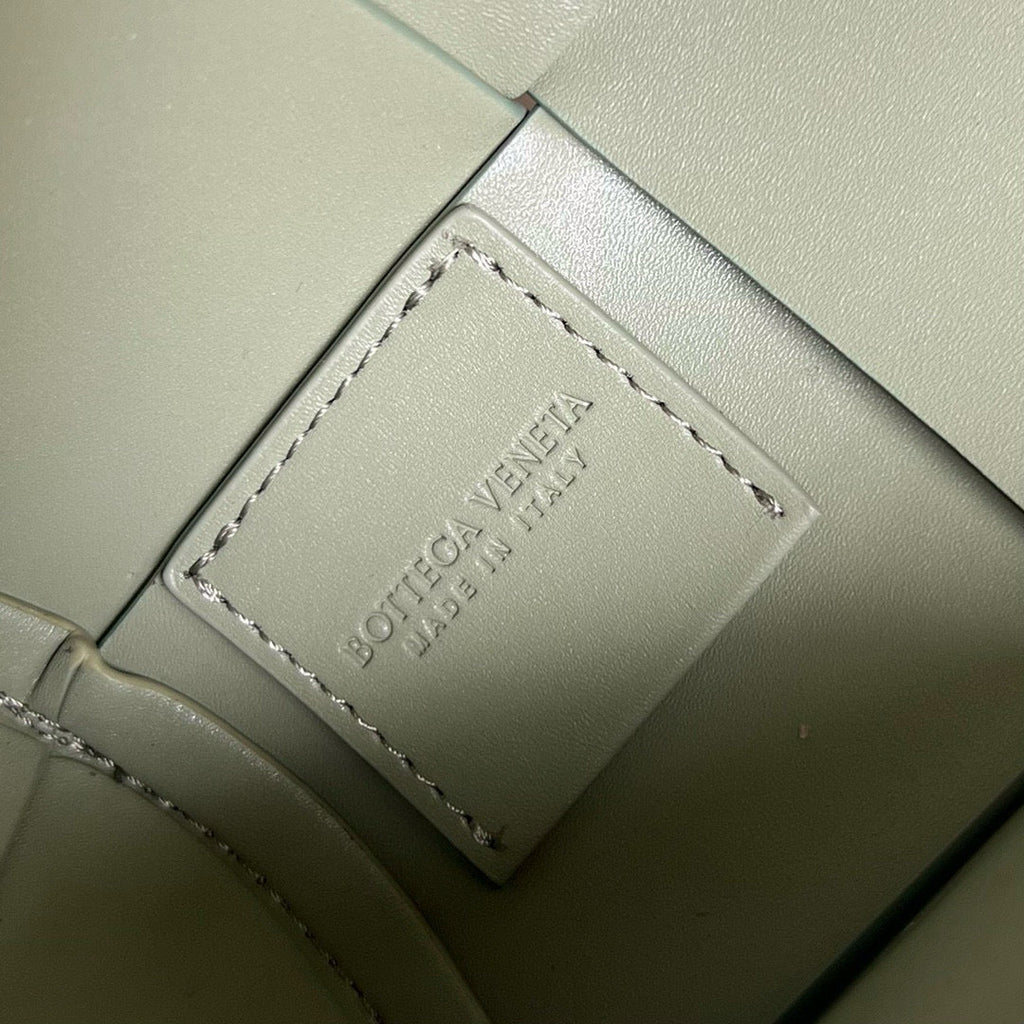 BV BAG 21*9*9