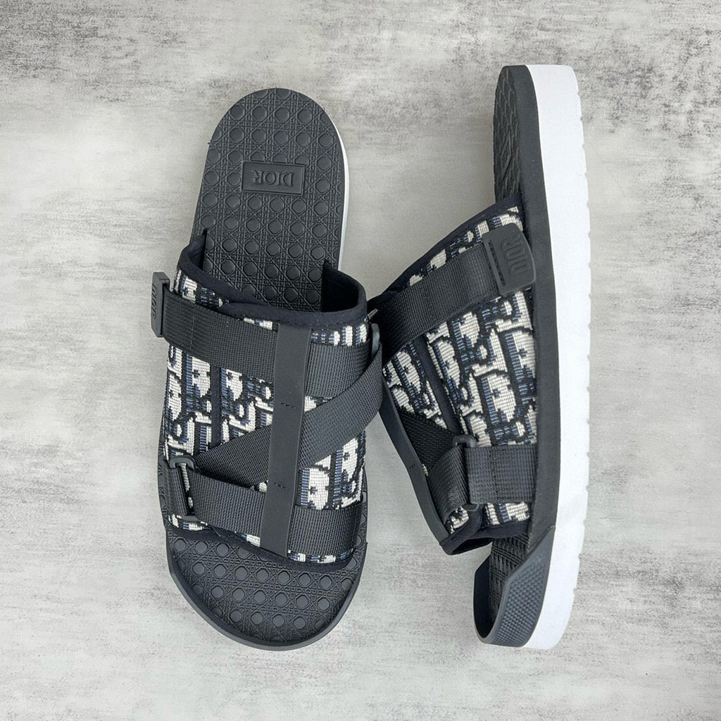 DIO Sandals
