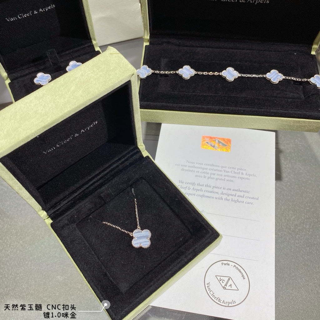 VCA Necklace