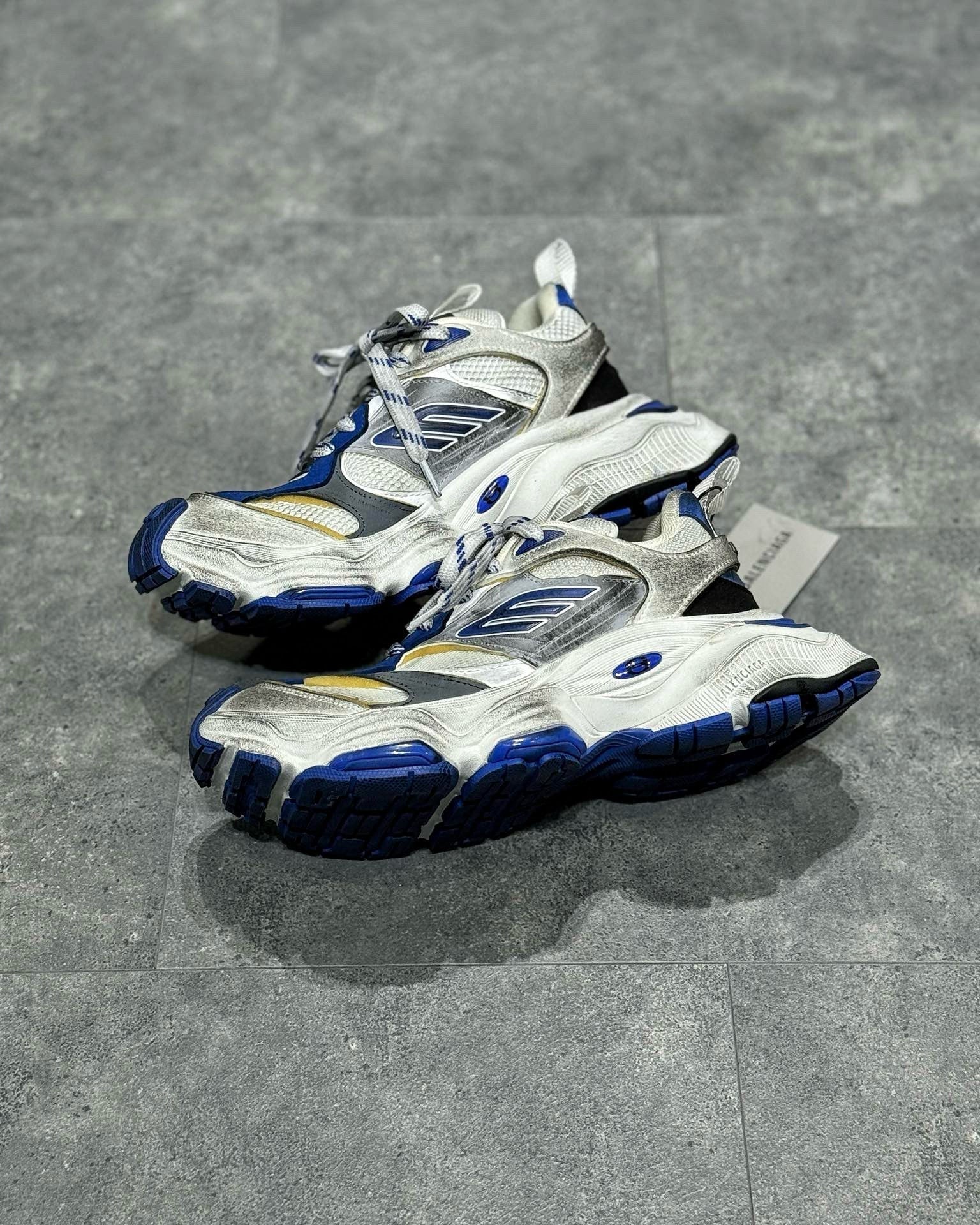 BLCG Sneakers