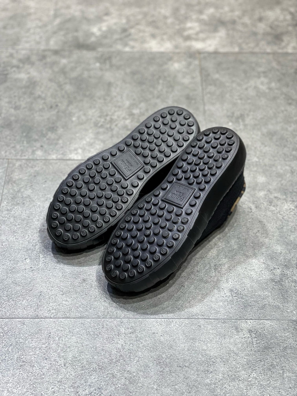 FEN Sneakers