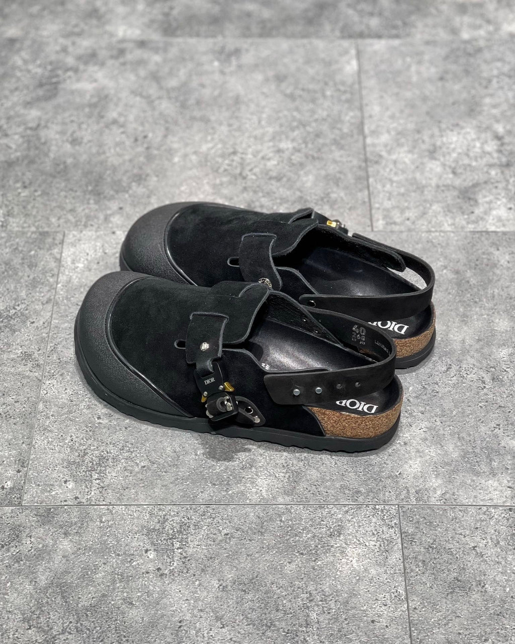 DIO Sandal