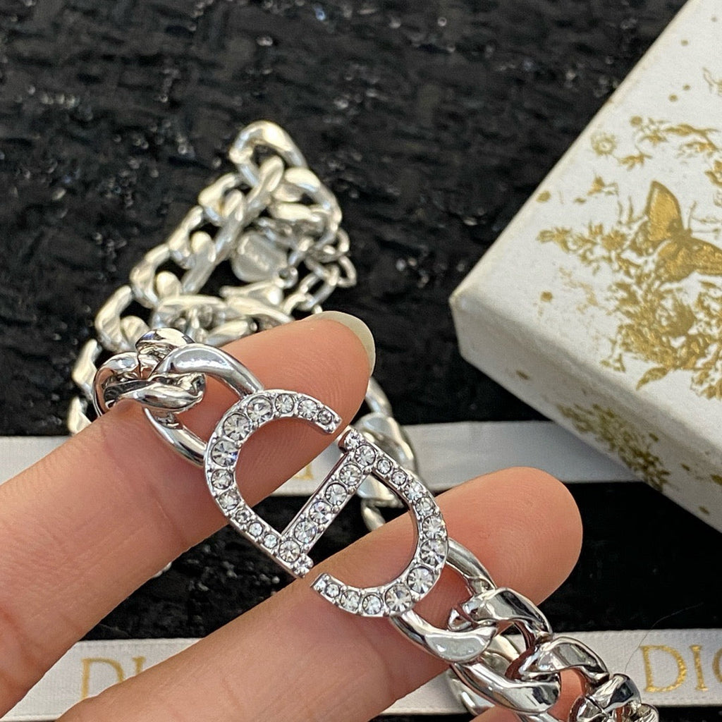 DIO Necklace