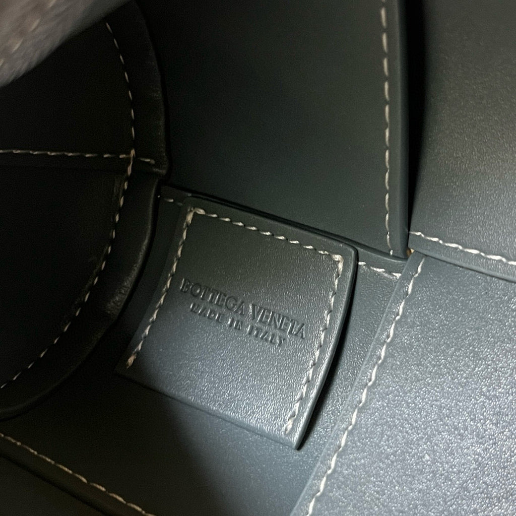 BV BAG 21*9*9