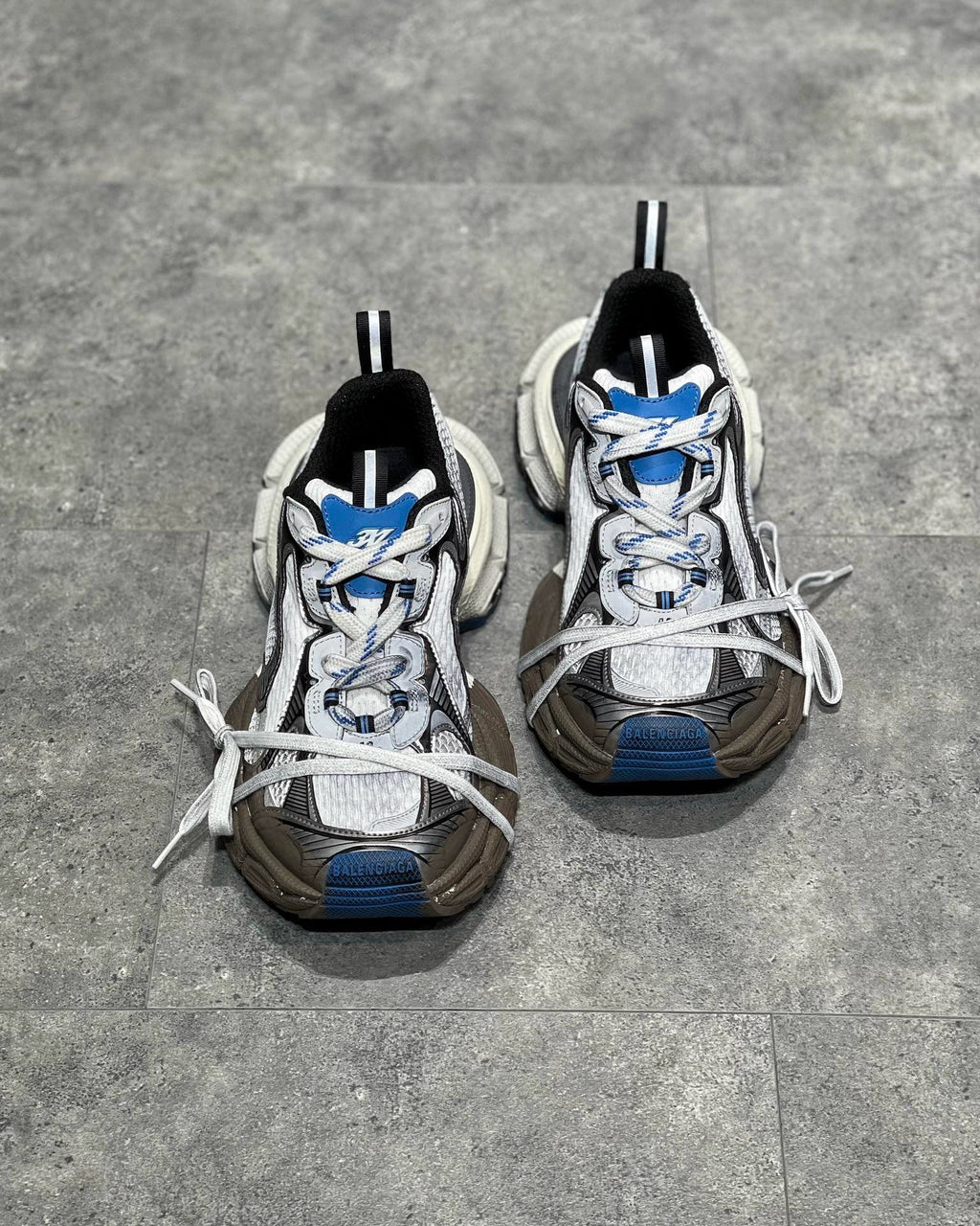 BLCG Sneakers