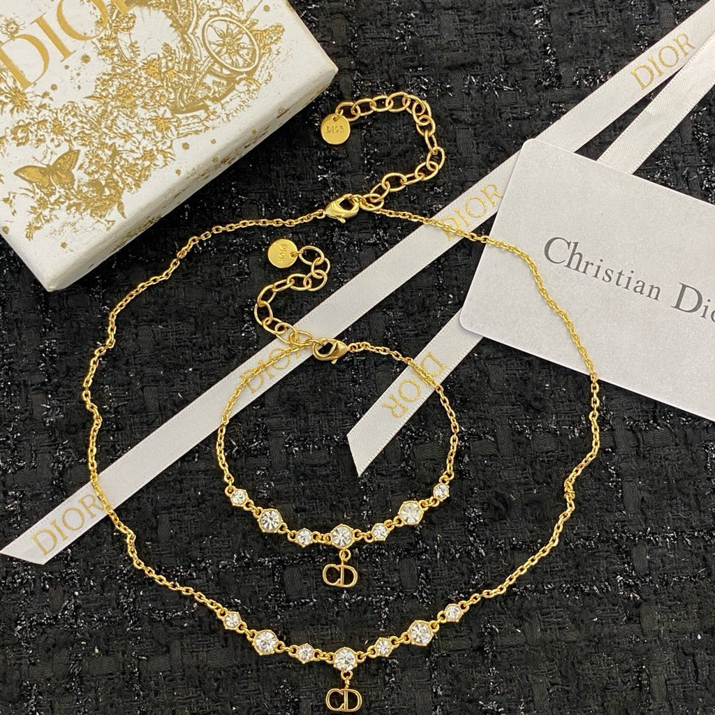 DIO Necklace
