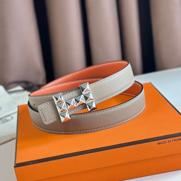 HERM H Medor Reversible Belt 24MM in Tourterelle Epsom Leather