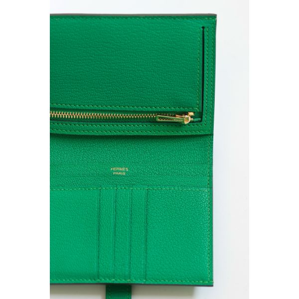 HERM Bearn Compact Handmade Wallet in Bambou Chevre Mysore Goatskin