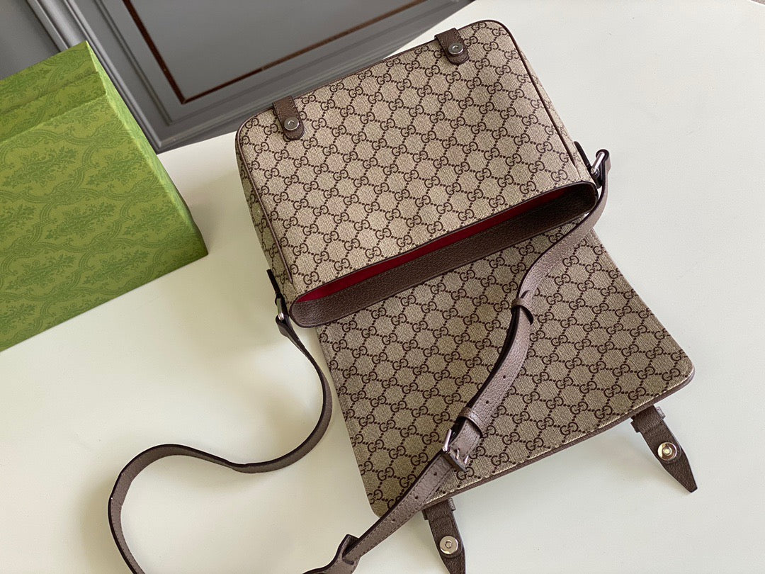 GUC Messenger Bag