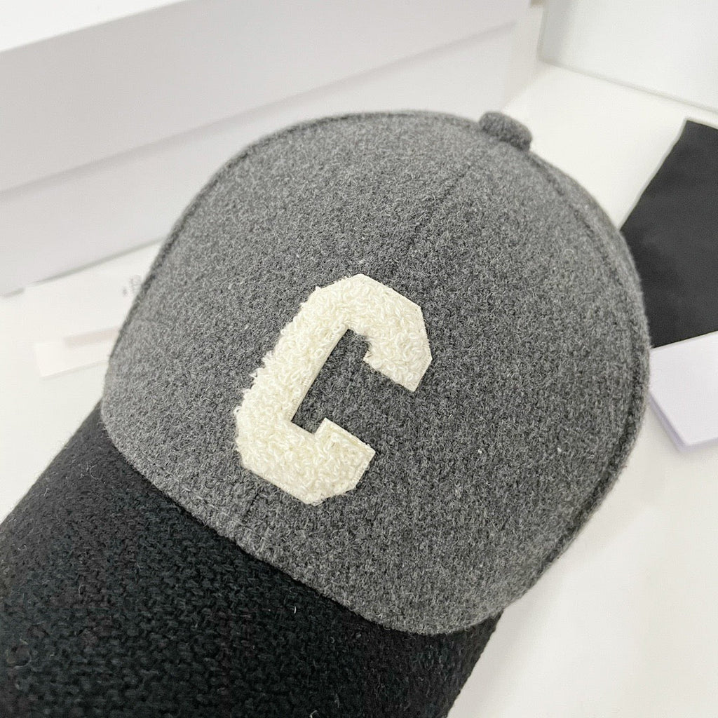 Caps