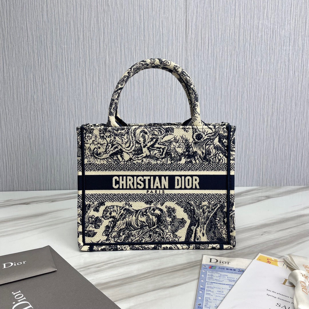 DIO BookTote