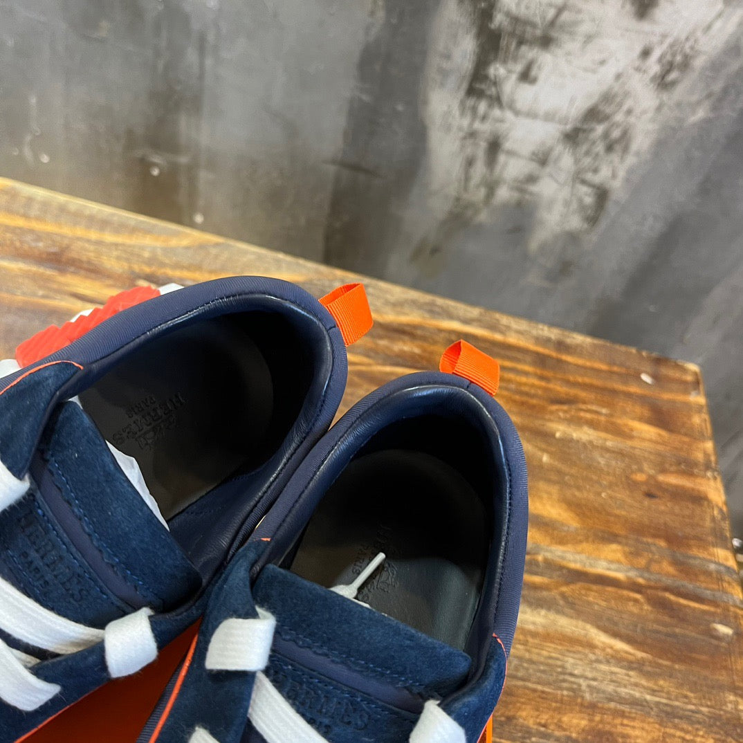 HERM Sneakers