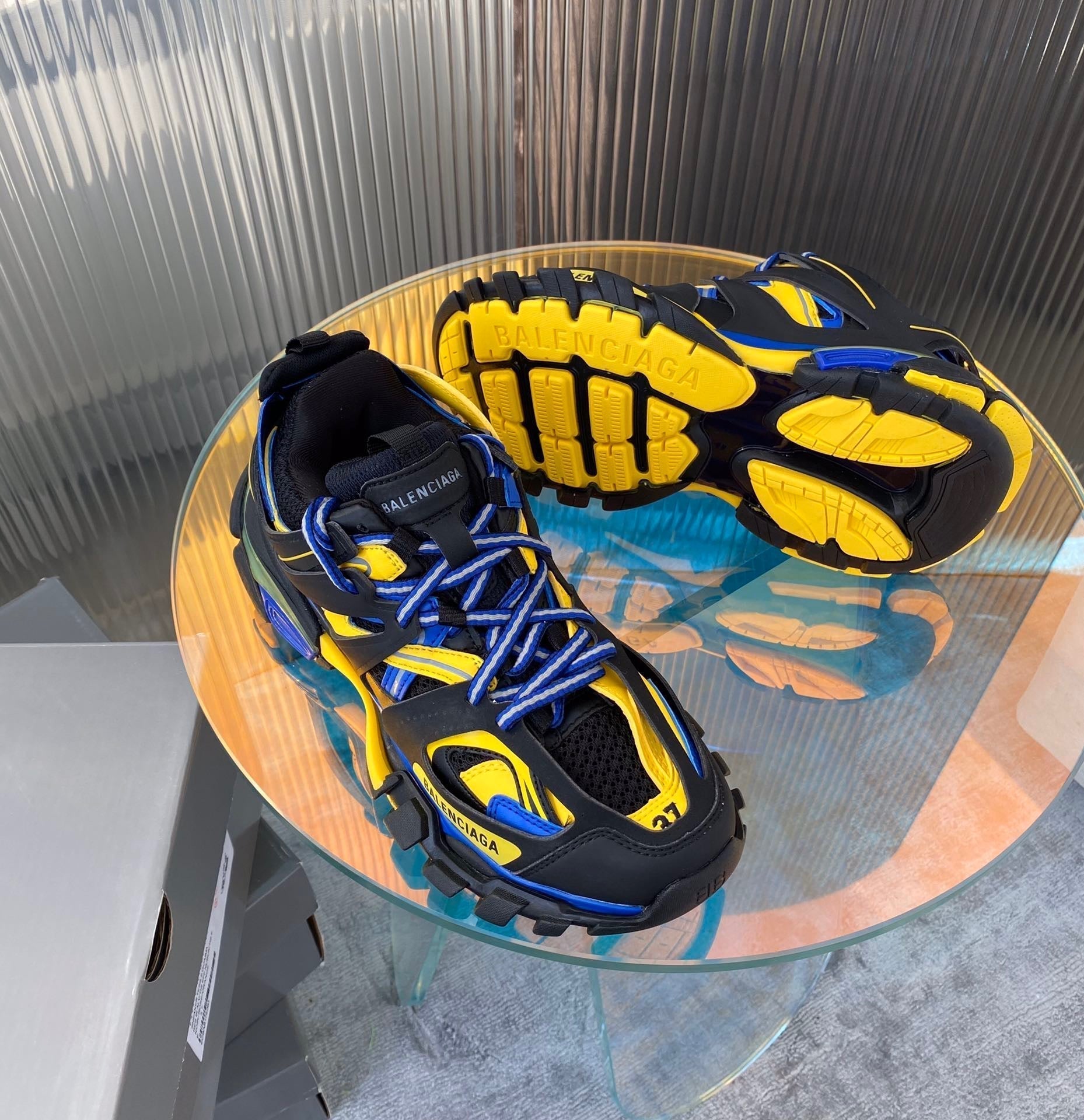 BLCG Sneakers