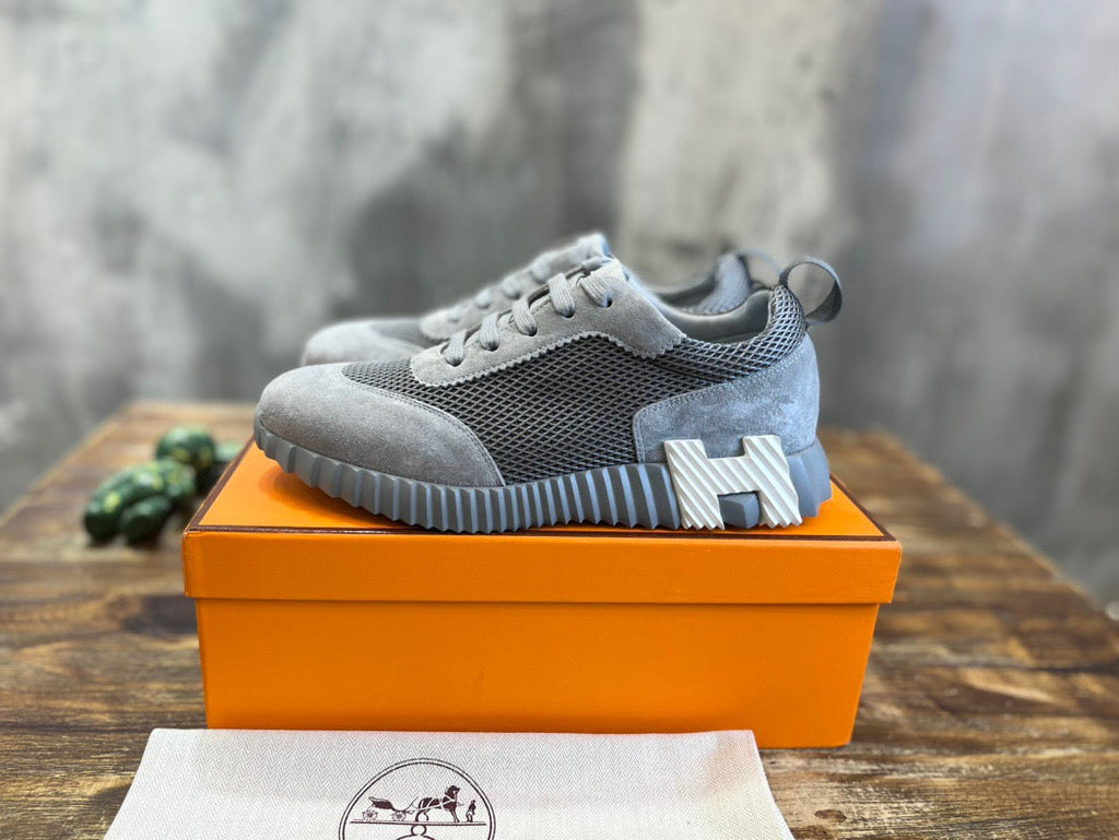 HERM Sneakers