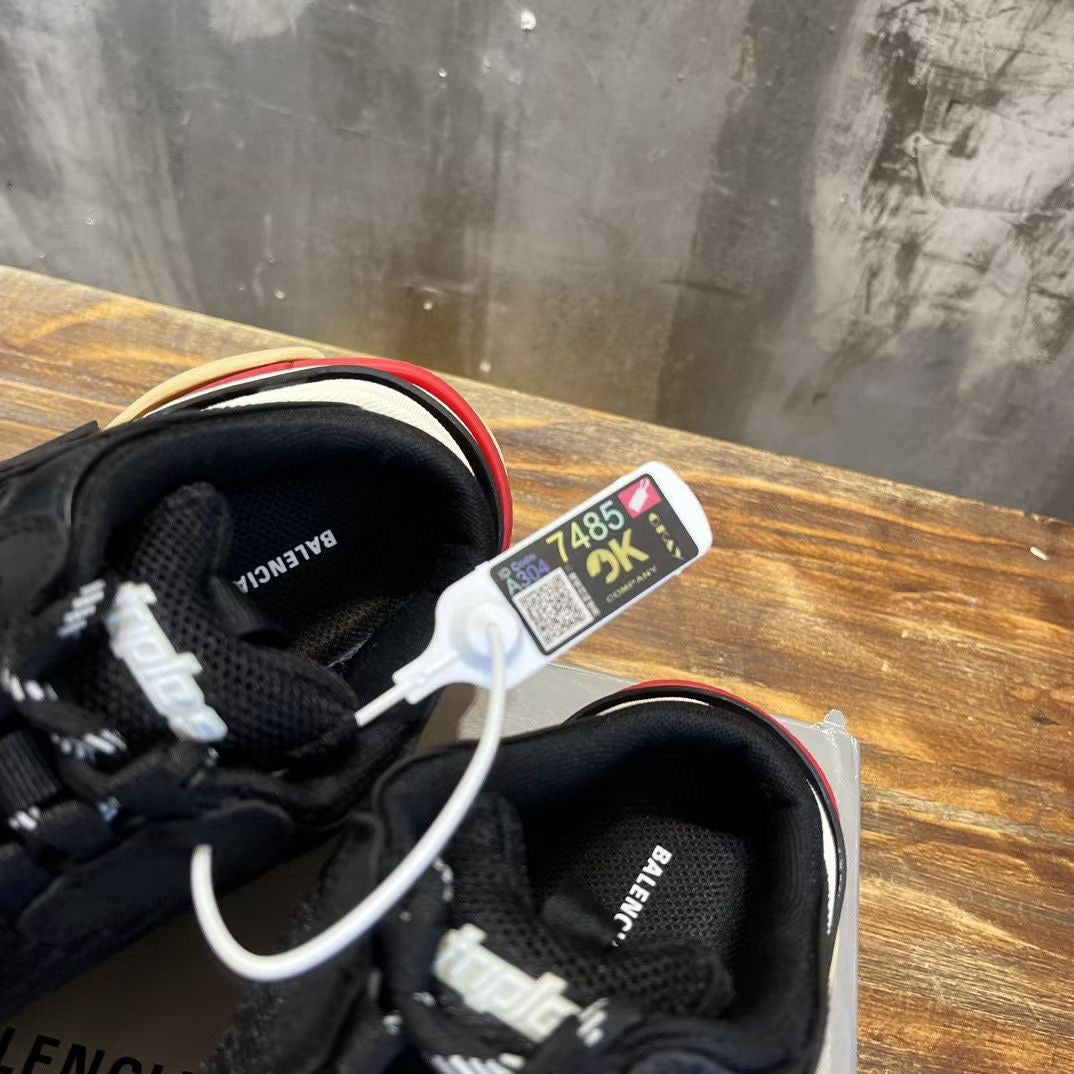 BLCG Sneakers