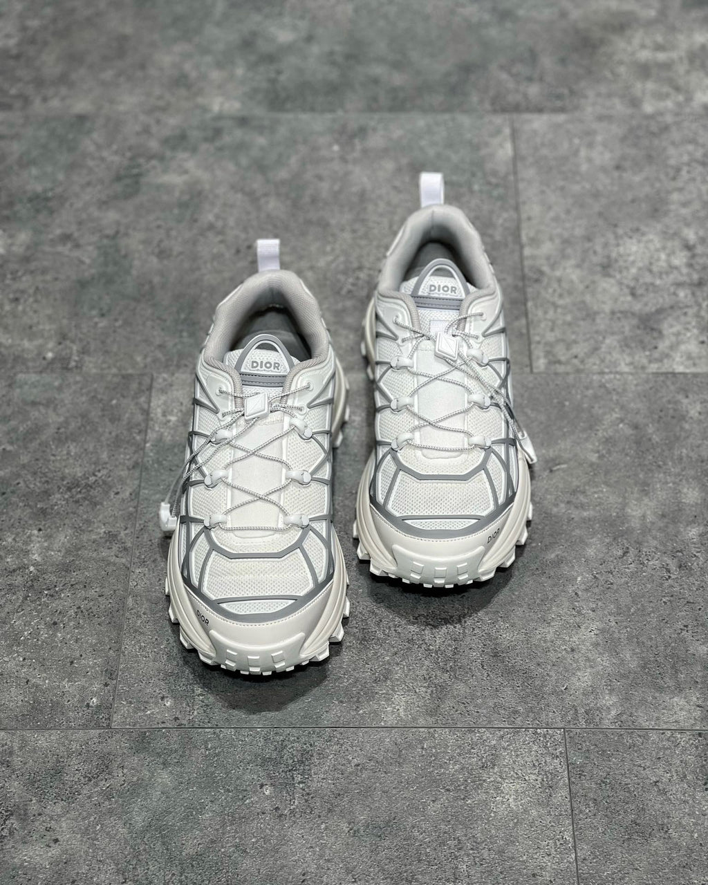 DIO Sneakers