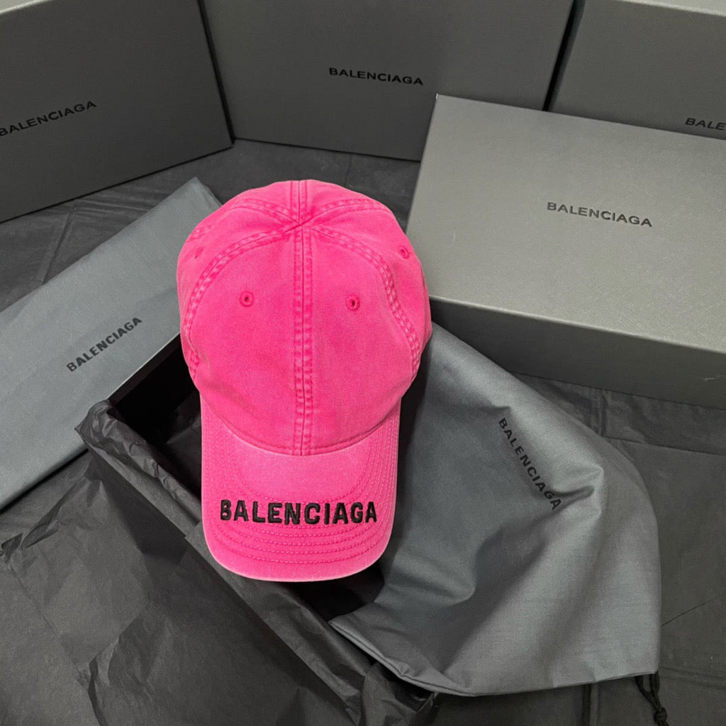 Caps