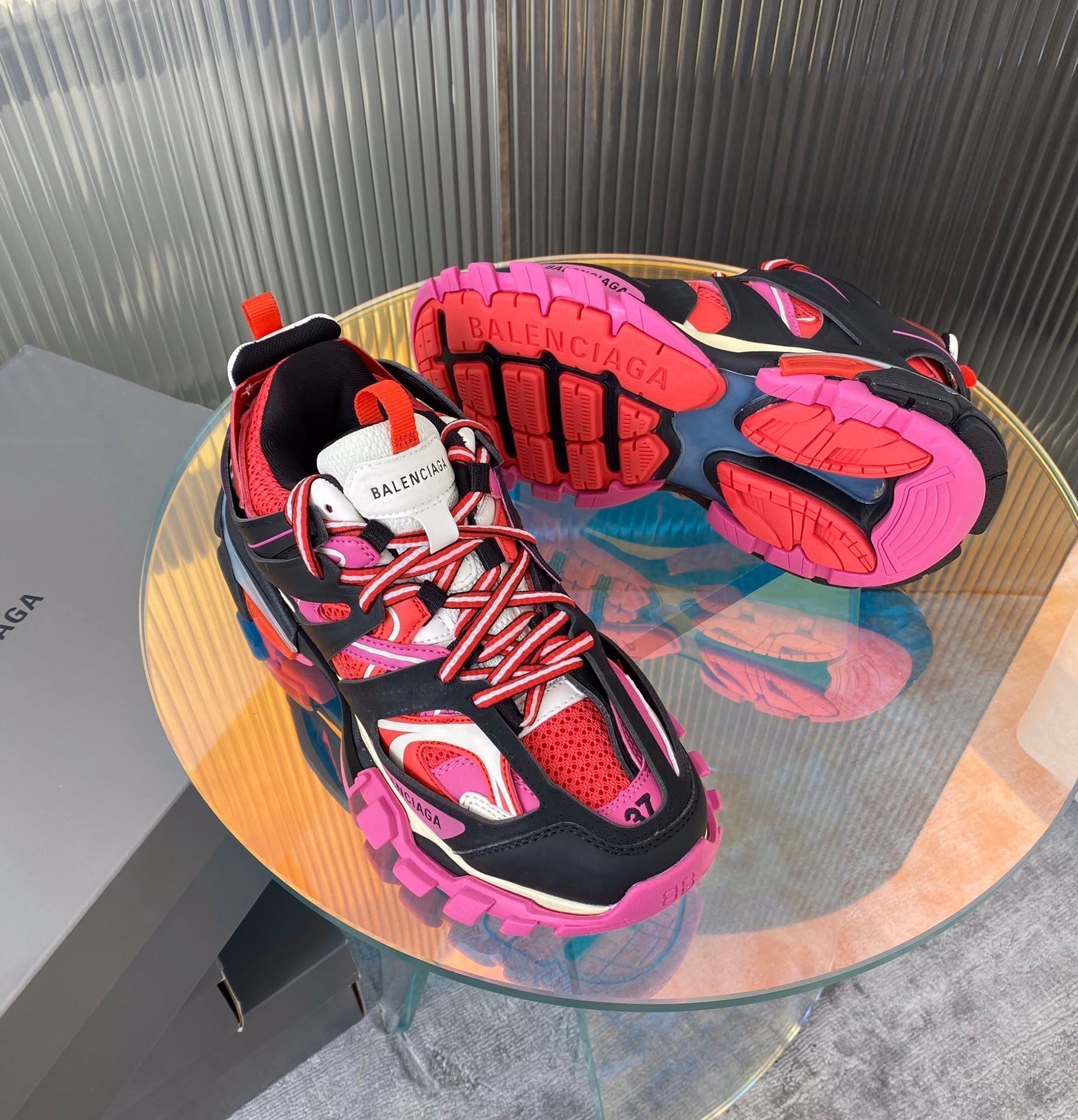 BLCG Sneakers