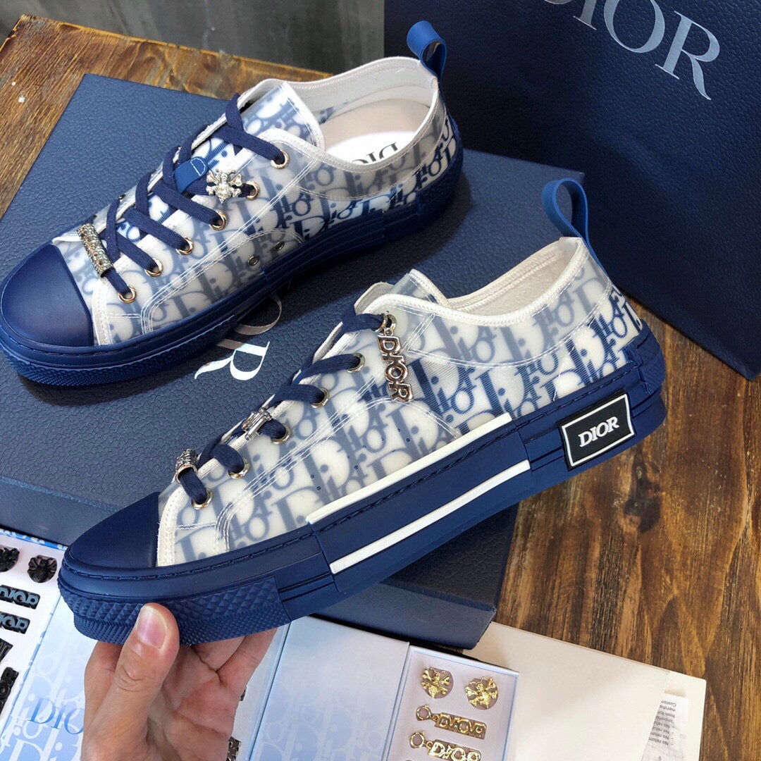 DIO Sneakers