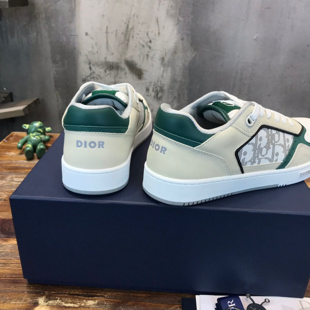DIO Sneakers