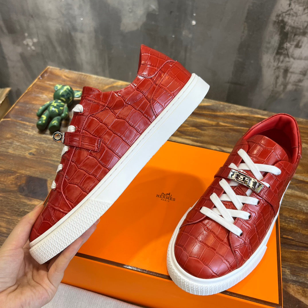 HERM Sneakers