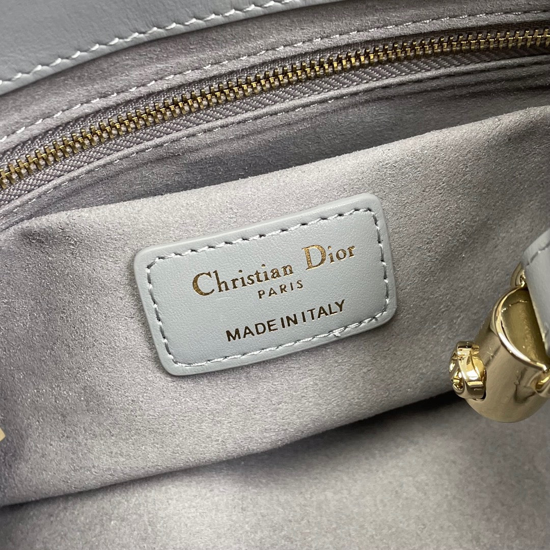 DIO handbag