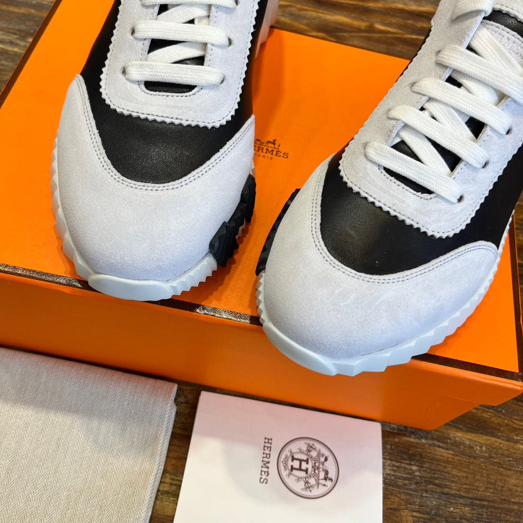 HERM Sneakers