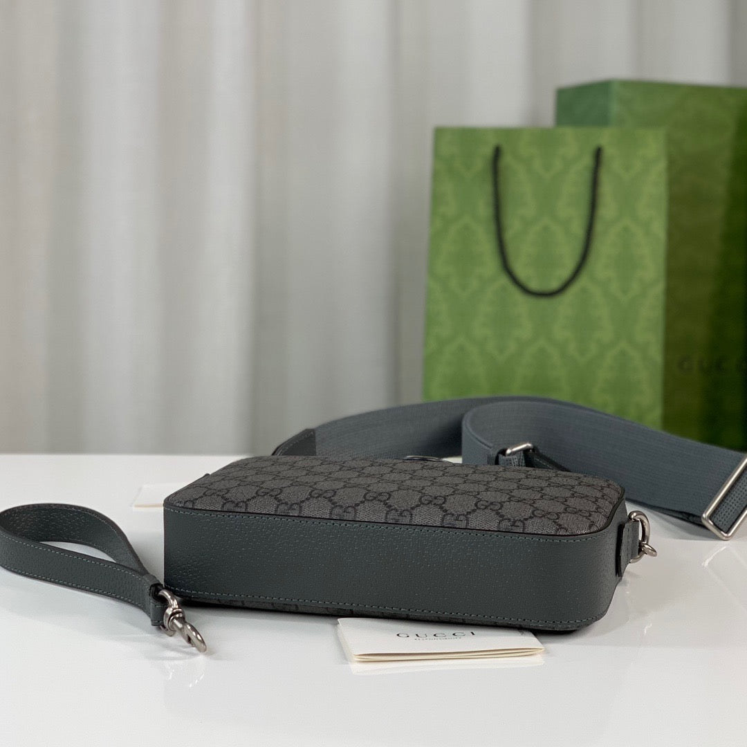 GUC Messenger Bag