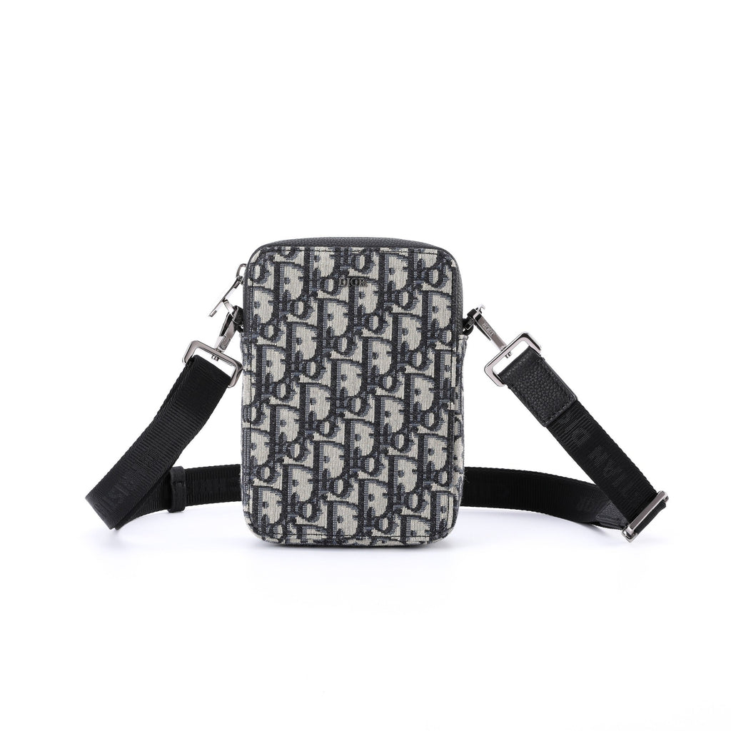 DIO Oblique Bags
