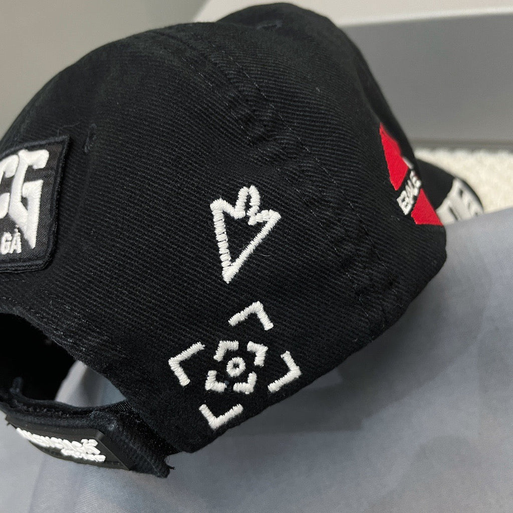 Caps
