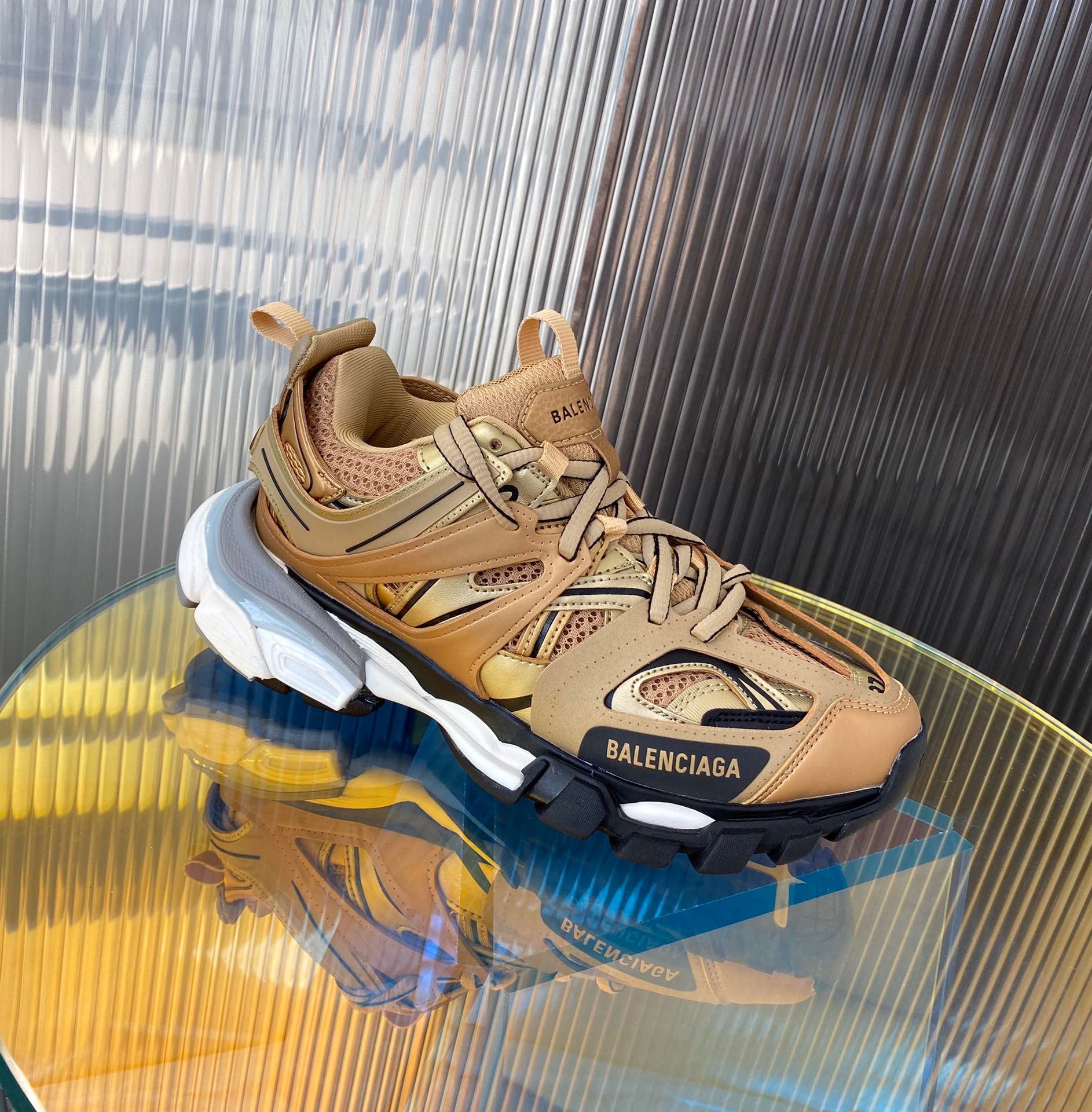 BLCG Sneakers
