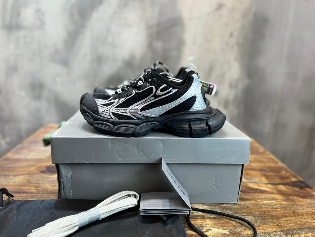BLCG Sneakers