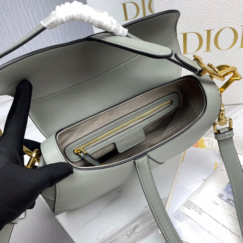 DIO Saddle